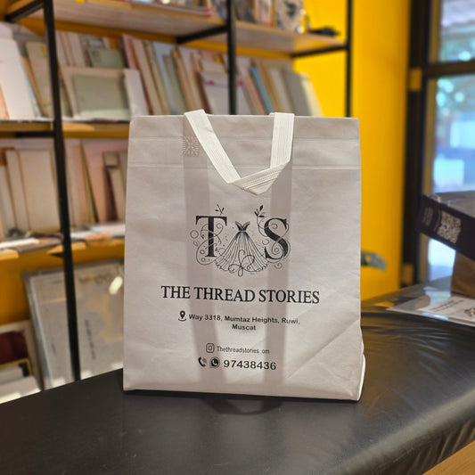 White Non-Woven carry bag