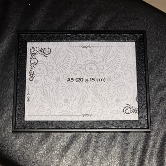 A5 Black Textured Photo Frame – 20 × 15 cm